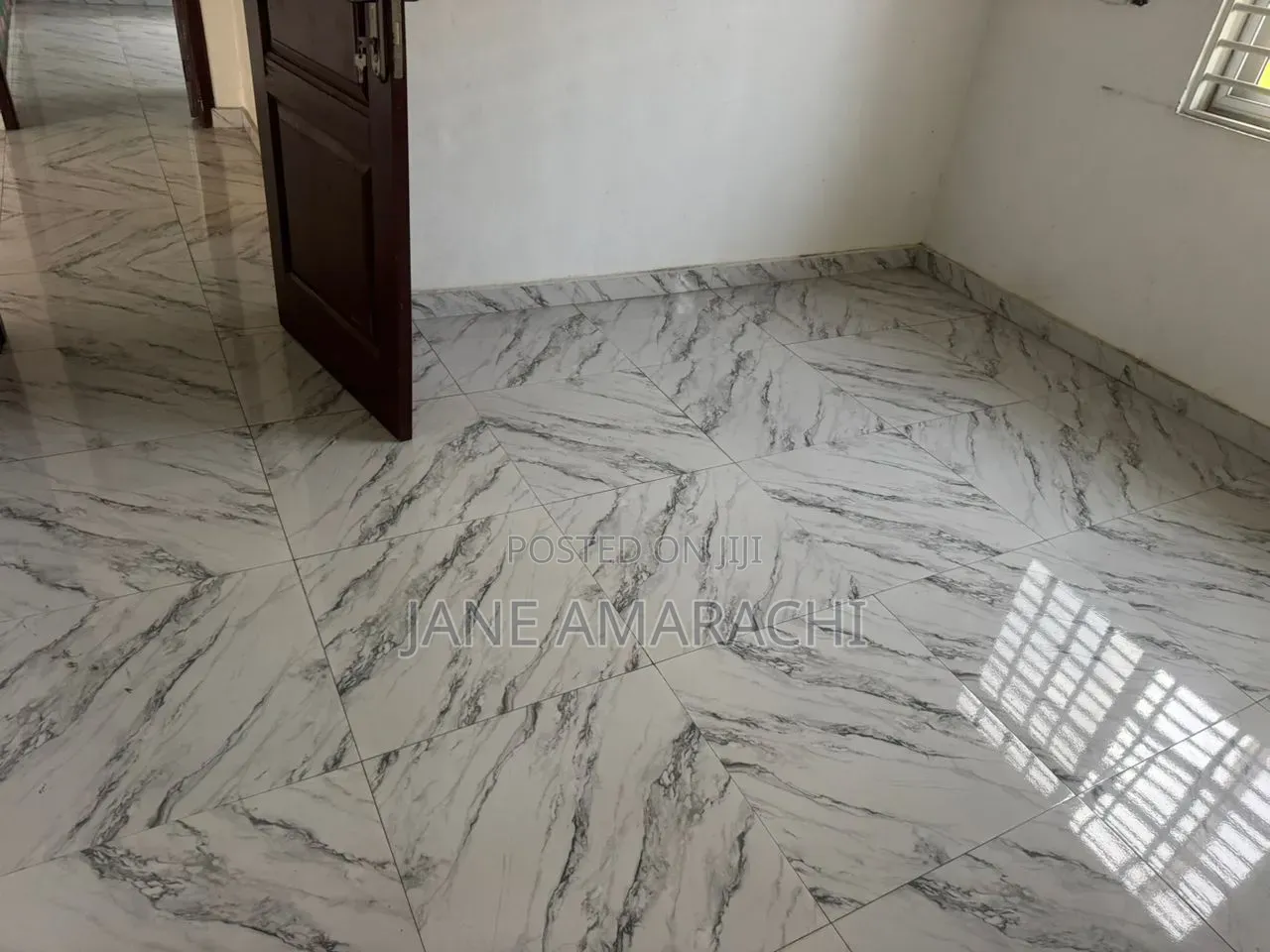 4bdrm House in Cfc Estate, Ola Achool Area for rent