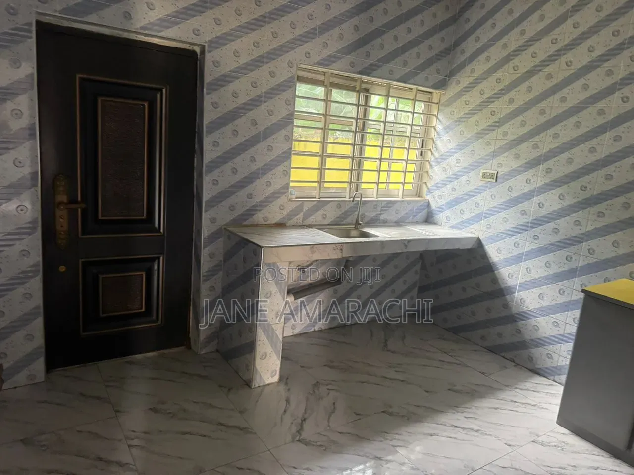 4bdrm House in Cfc Estate, Ola Achool Area for rent