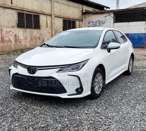 Toyota Corolla 2023 White