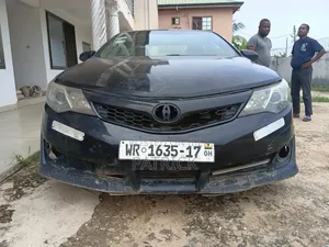 Toyota Camry SE 4dr Sedan (2.5L 4cyl 6A) 2014 Black