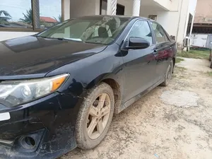 Toyota Camry SE 4dr Sedan (2.5L 4cyl 6A) 2014 Black