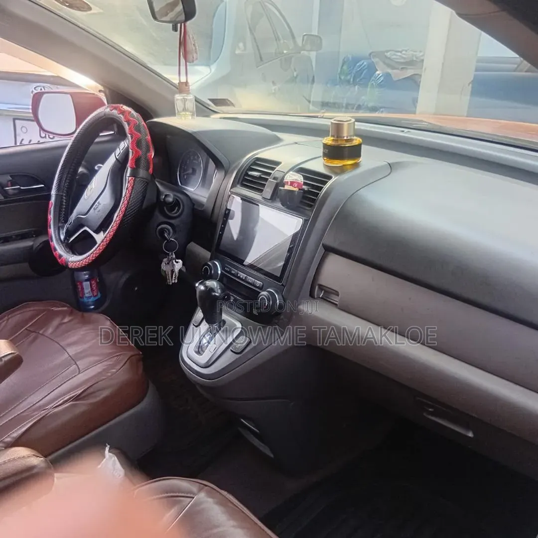 Honda CR-V 2010 Red