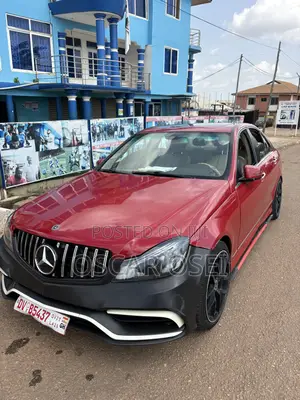 Mercedes-Benz C250 2014 Red