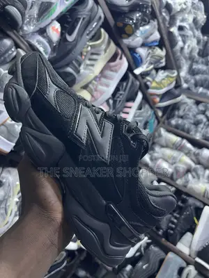 Newbalance 9060 Black Cat Sneaker
