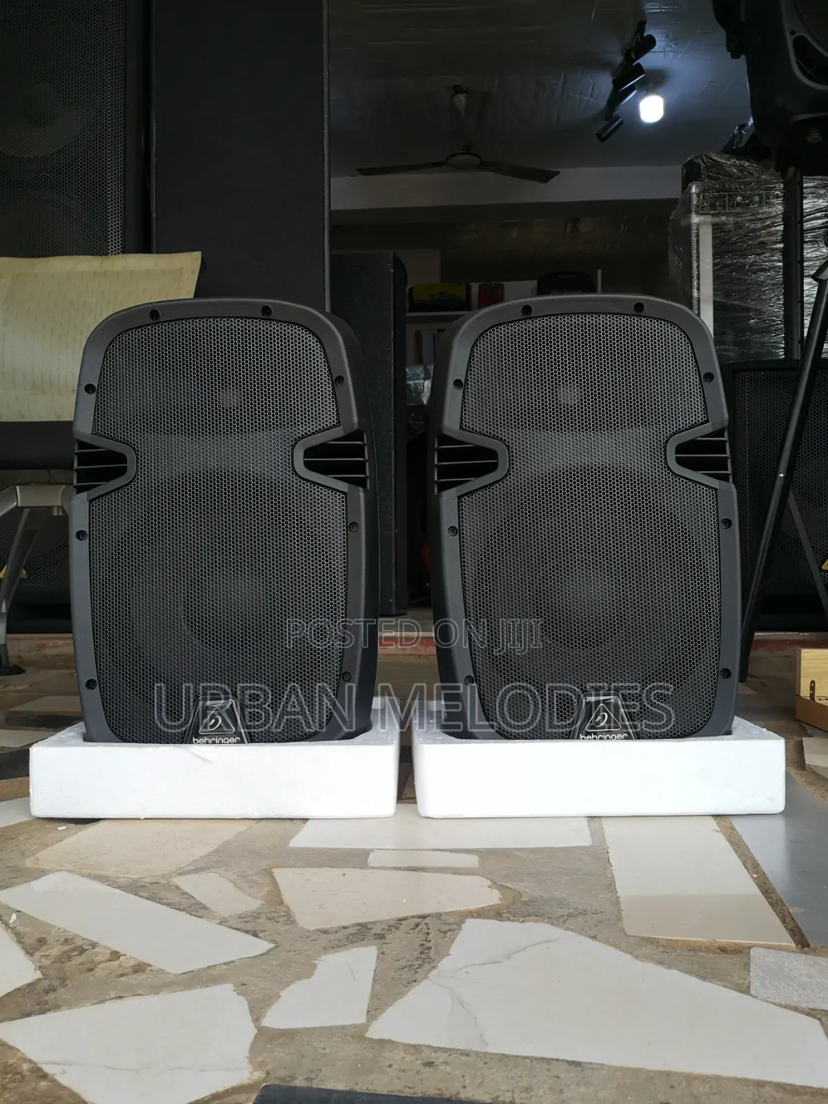 Behringer Pk110a Active Loudspeakers