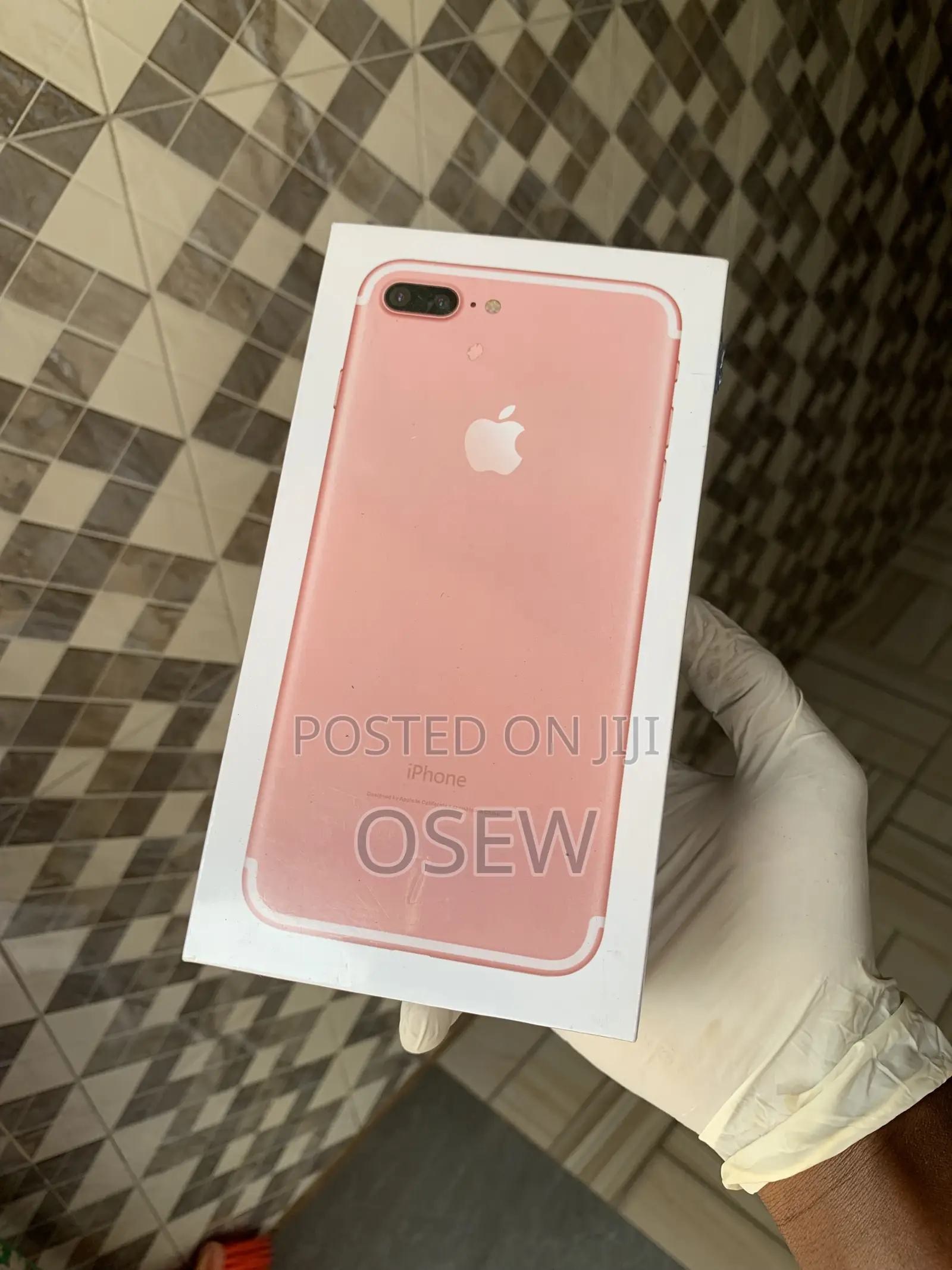 New Apple iPhone 7 Plus 128 GB