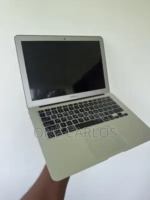 Laptop Apple MacBook Air 2015 4GB Intel Core i5 SSD 128GB