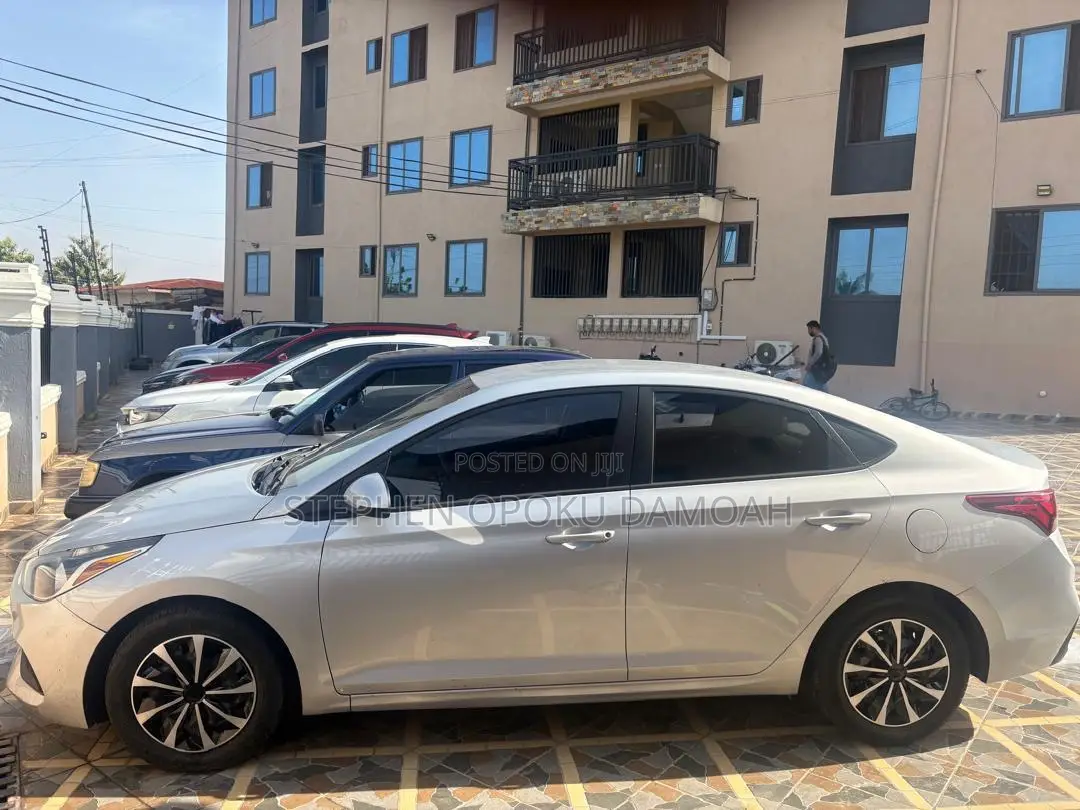 Hyundai Accent SE 2020 Silver