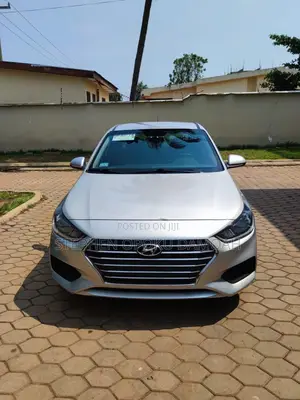 Hyundai Accent SE 2020 Silver