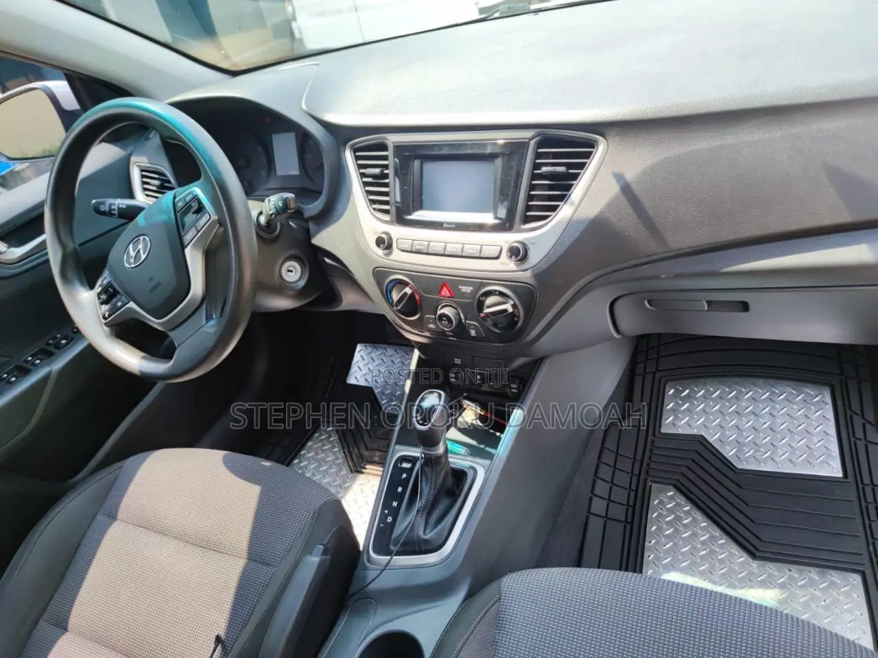 Hyundai Accent SE 2020 Silver