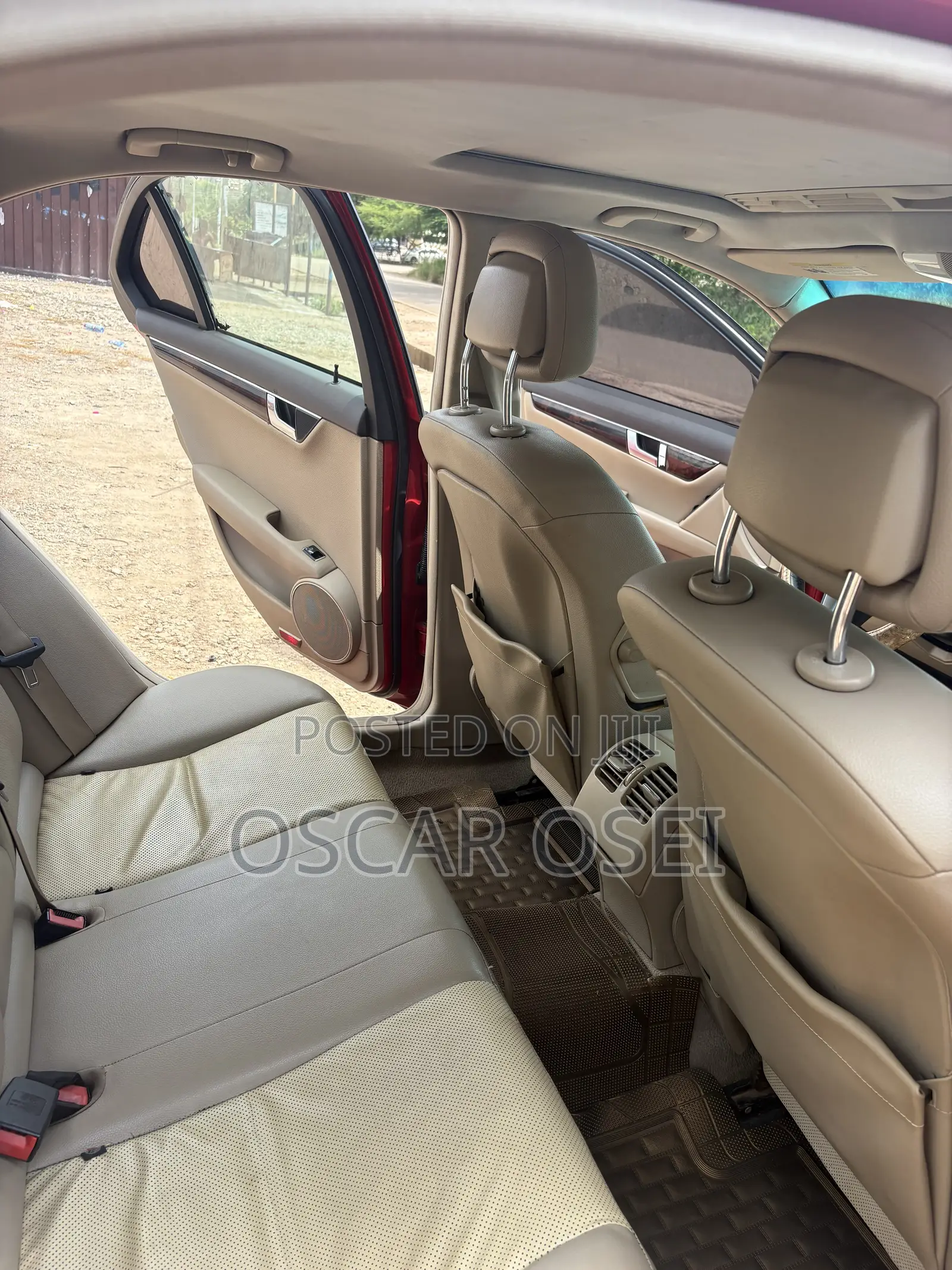 Mercedes-Benz C250 2014 Red