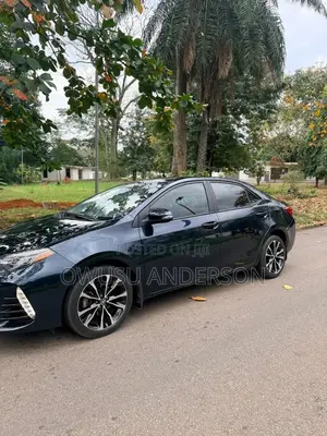 Toyota Corolla 2018 Black