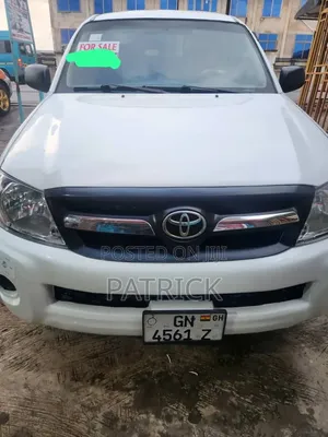 Toyota Hilux 2.5 D-4D 2008 White