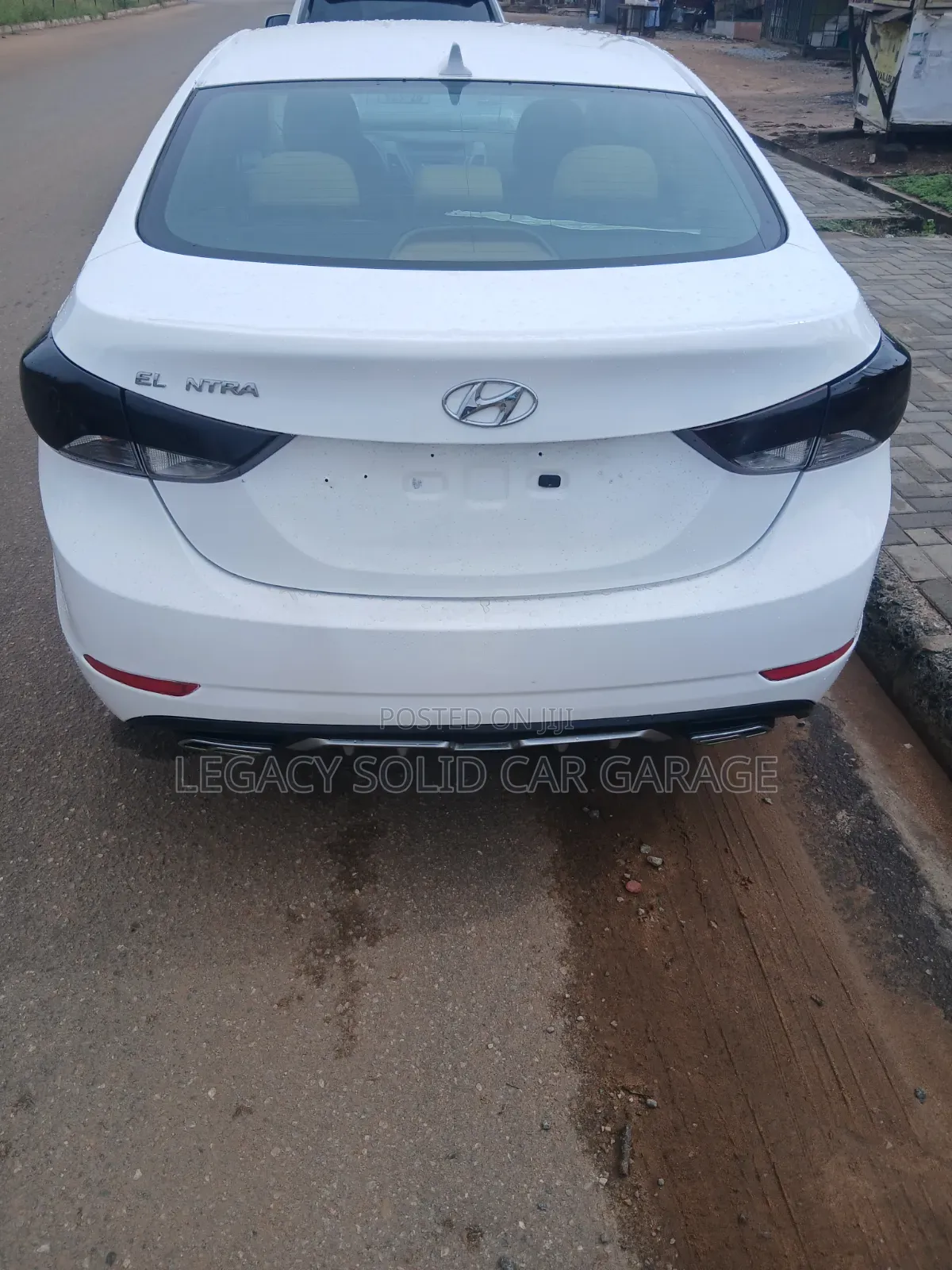 Hyundai Elantra 2013 White