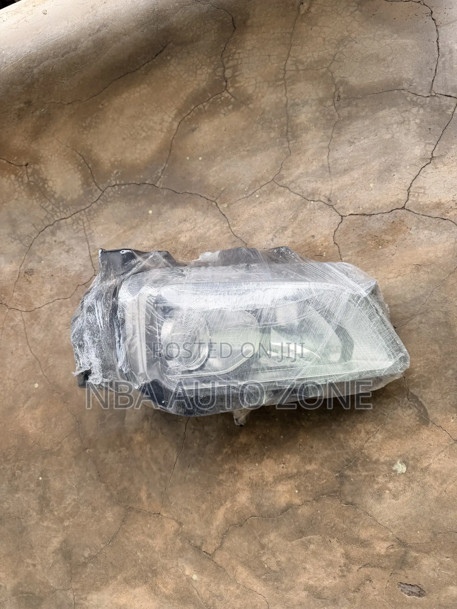 Hyundai Kona 2018-2022 Head Light (Pair or One Side)