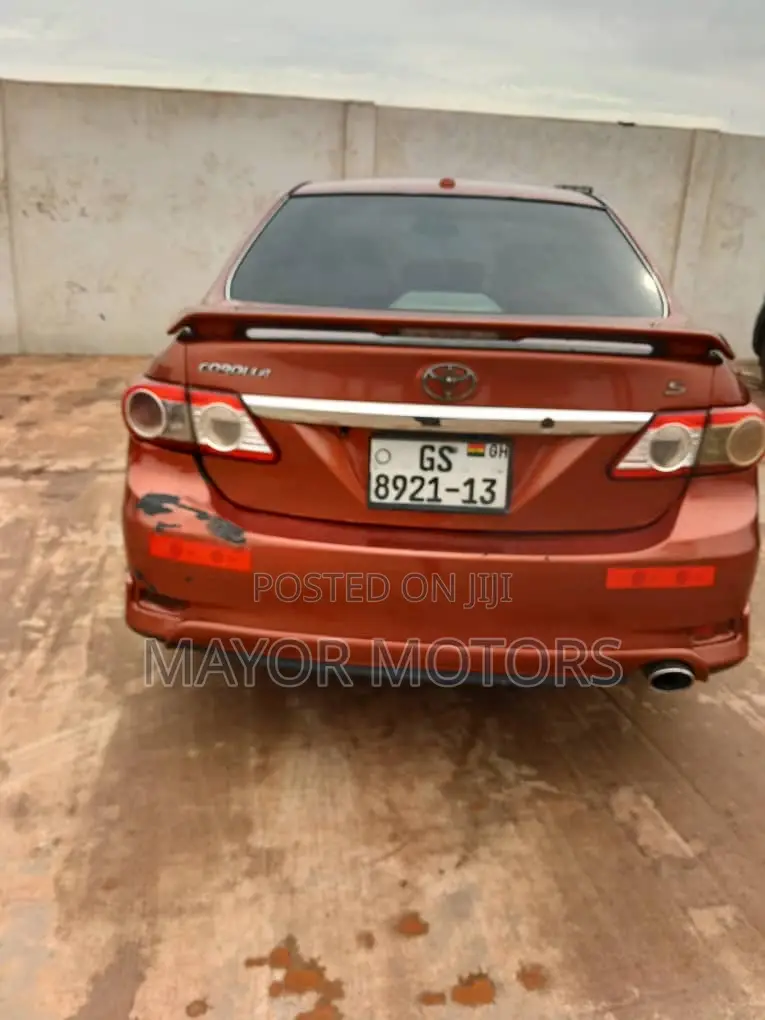 Toyota Corolla S 4dr Sedan (1.8L 4cyl 4A) 2013