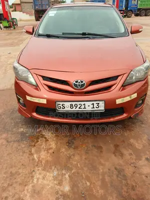 Toyota Corolla S 4dr Sedan (1.8L 4cyl 4A) 2013