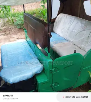 Bajaj RE 2025 Green