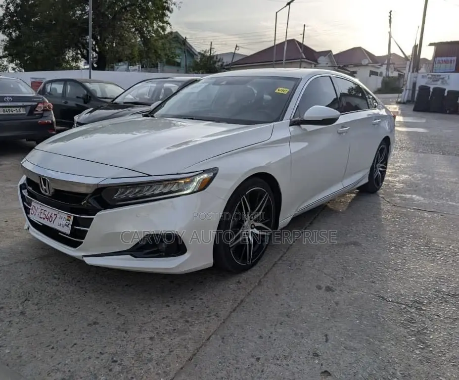 Honda Accord Touring 2.0T 2021 White