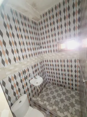 1bdrm Apartment in New Town for rent