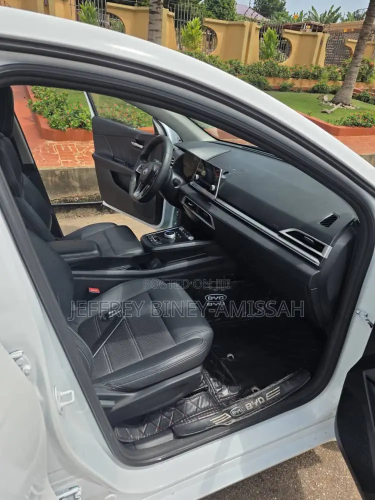 BYD E2 2020 White