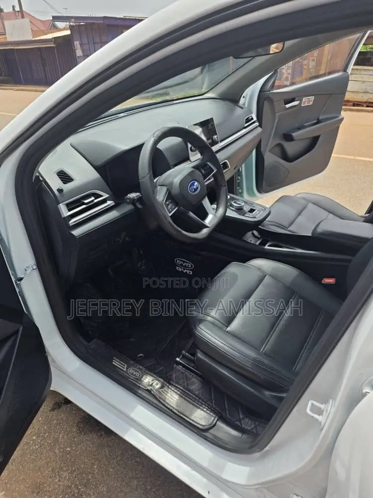 BYD E2 2020 White