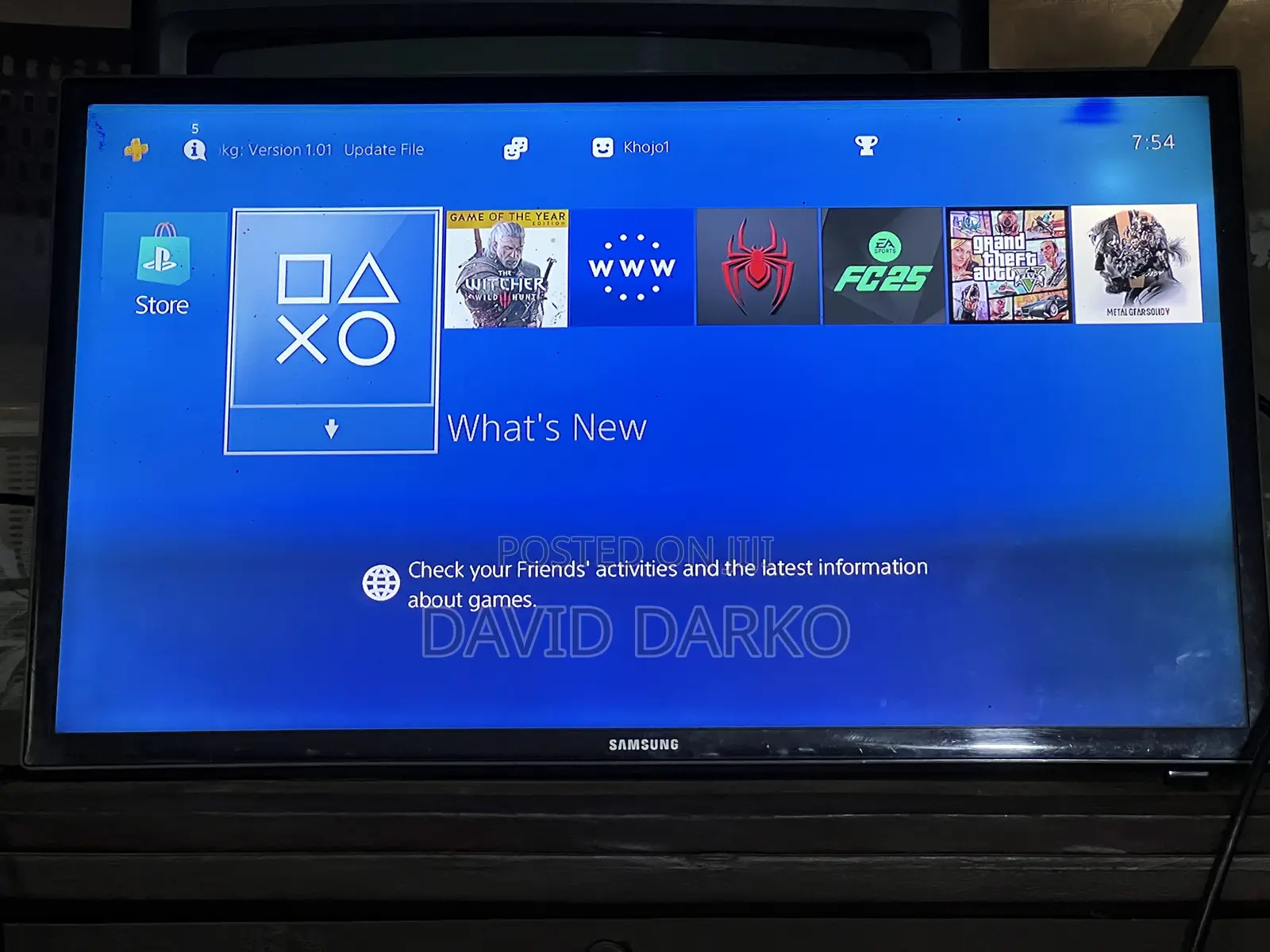 Playstation 4 Standard Jailbreak With 5 Games and One Controller