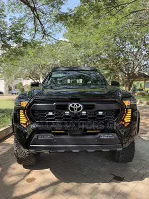 Toyota Tacoma TRD Off-Road Double Cab 4WD 5.0 ft. SB (Automatic) 2025