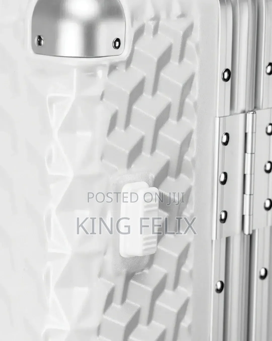 Aluminuim Grade A, Hardshell 23kg and 24kg Luxury Checked-in Luggage