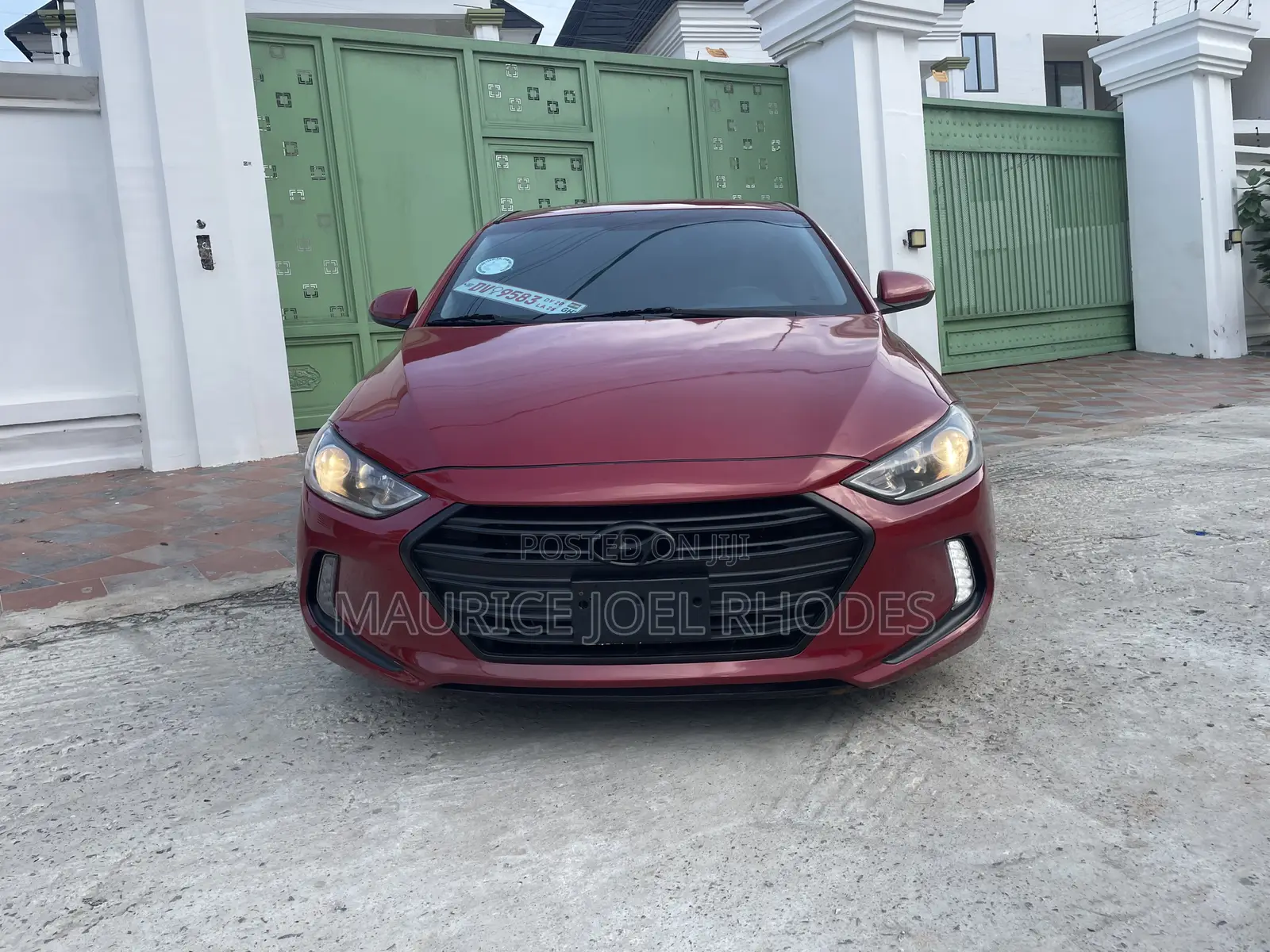 Hyundai Elantra 2017 Red