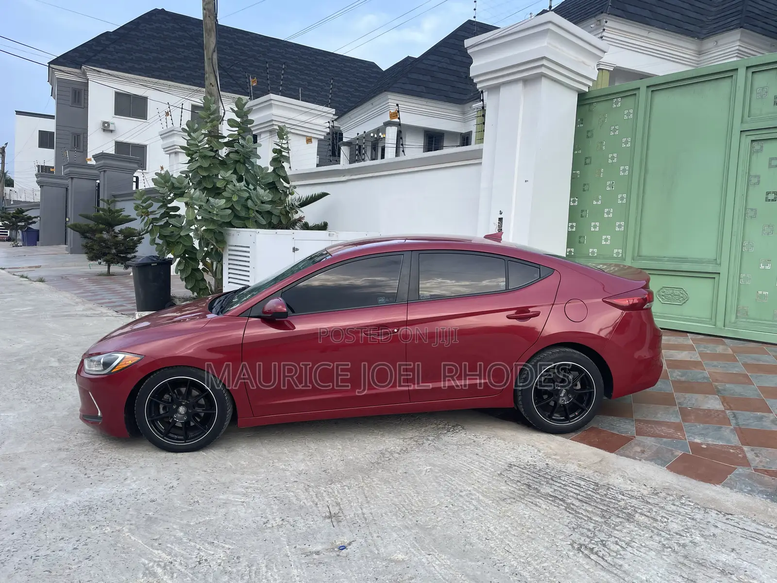 Hyundai Elantra 2017 Red