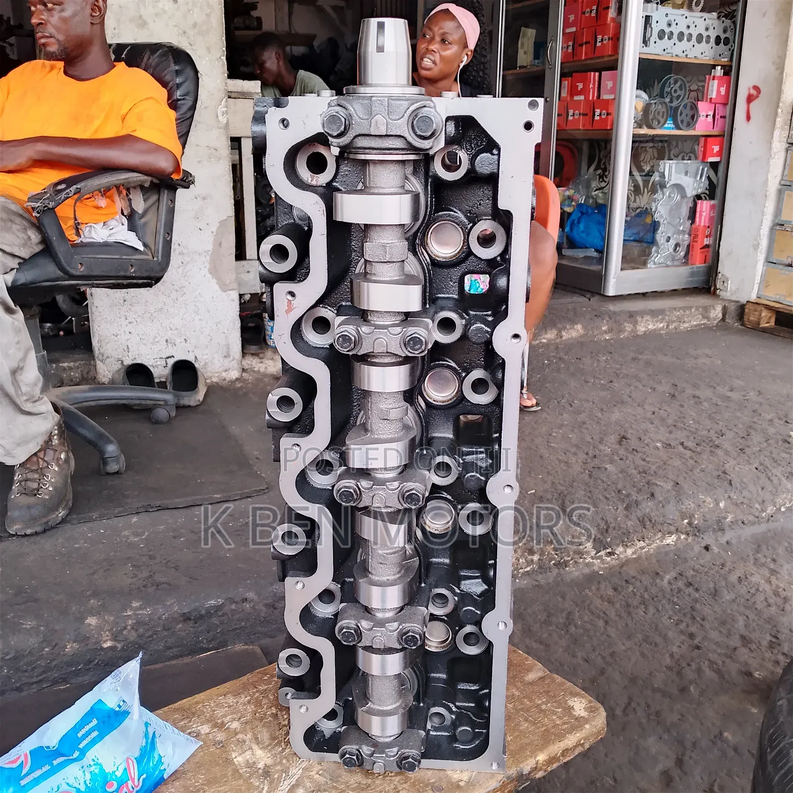 Toyota Hilux 5l Cylinder Head
