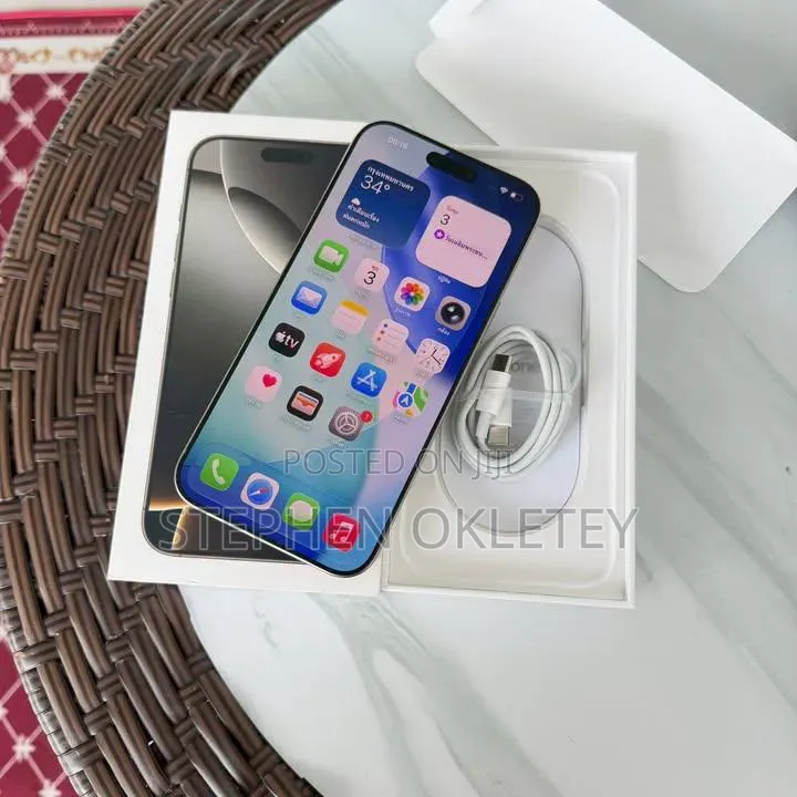 Apple iPhone 15 Pro Max 256 GB Silver