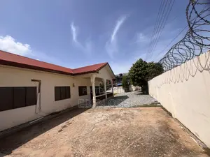 4bdrm House in Dansoman for rent