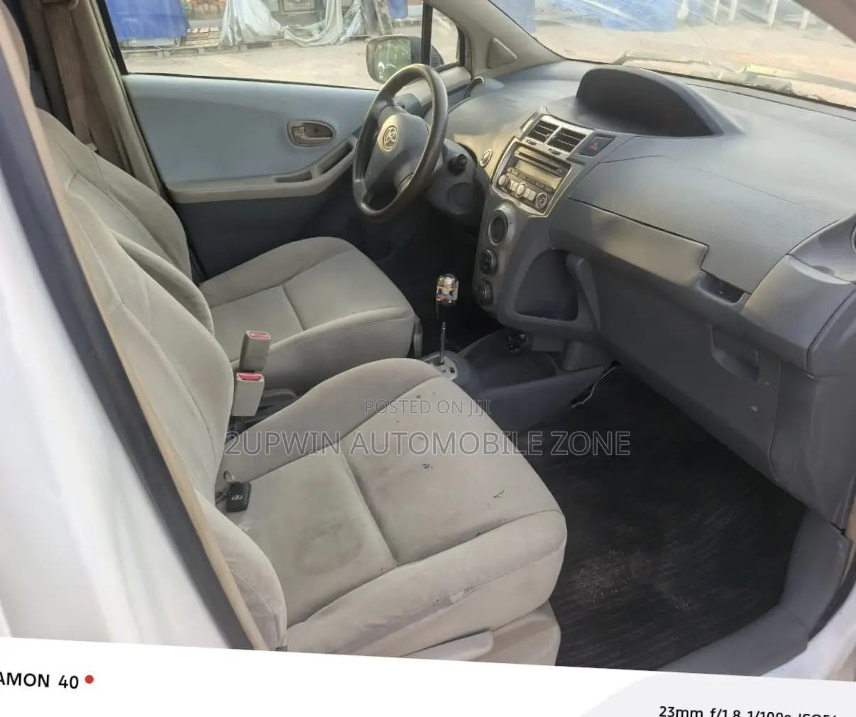 Toyota Vitz 2010 White