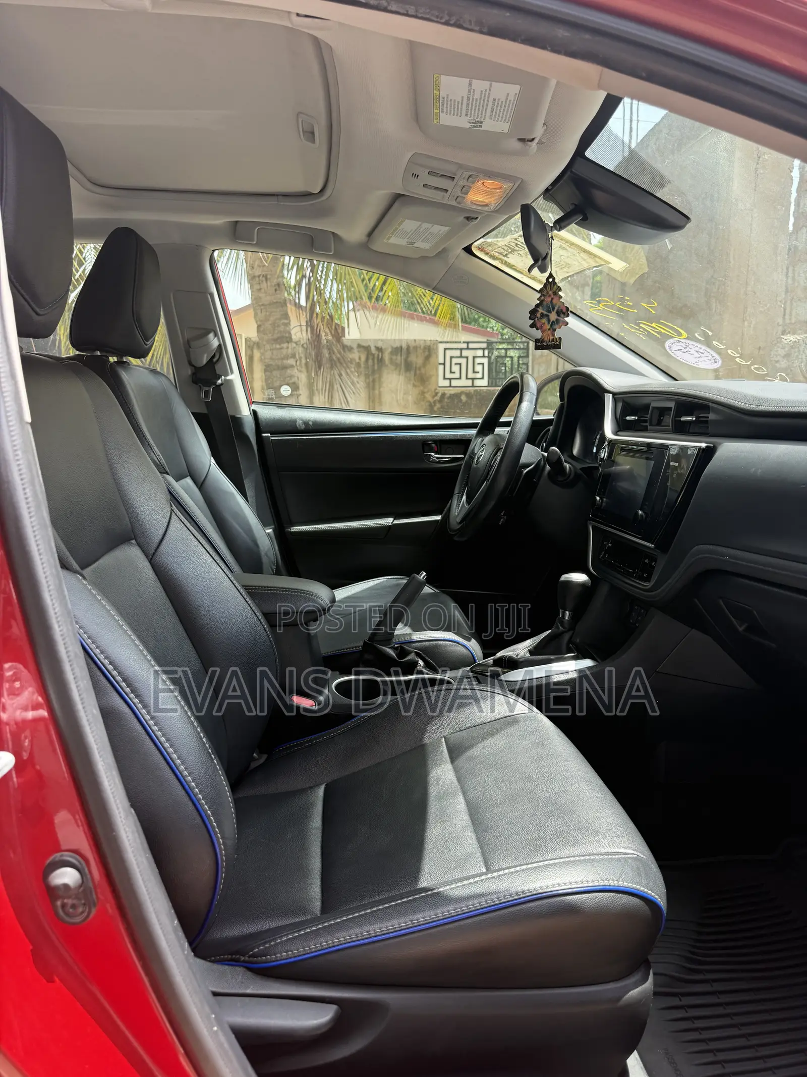Toyota Corolla XSE 4dr Sedan (1.8L 4cyl CVT) 2017 Red