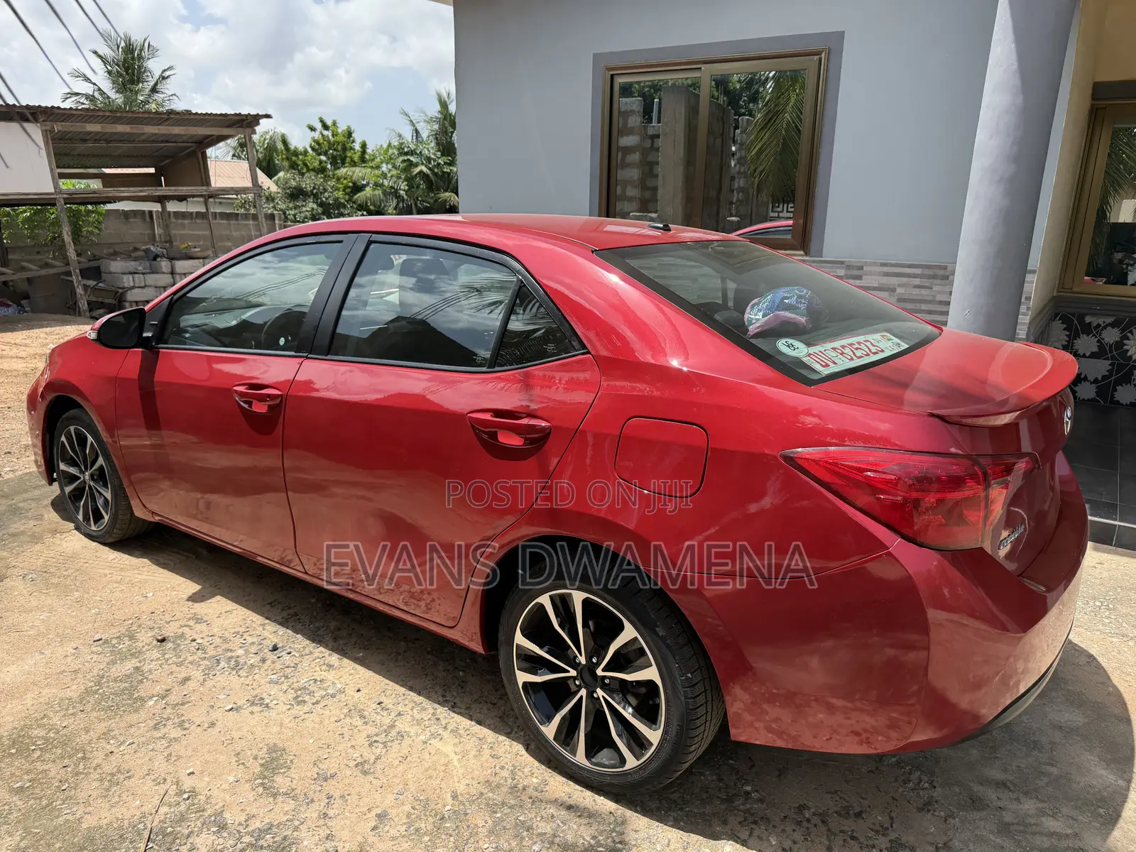 Toyota Corolla XSE 4dr Sedan (1.8L 4cyl CVT) 2017 Red
