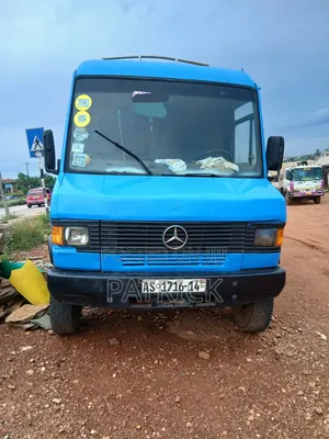 Mercedes-Benz T2 1997 Blue