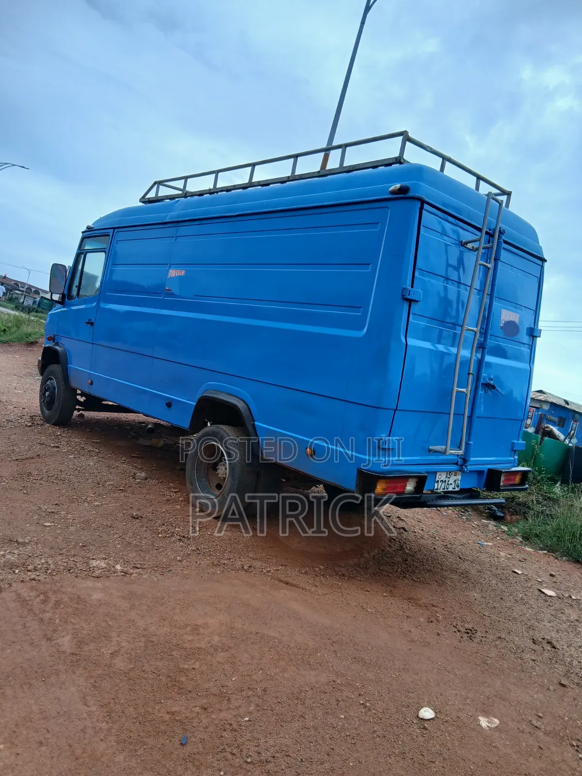 Mercedes-Benz T2 1997 Blue