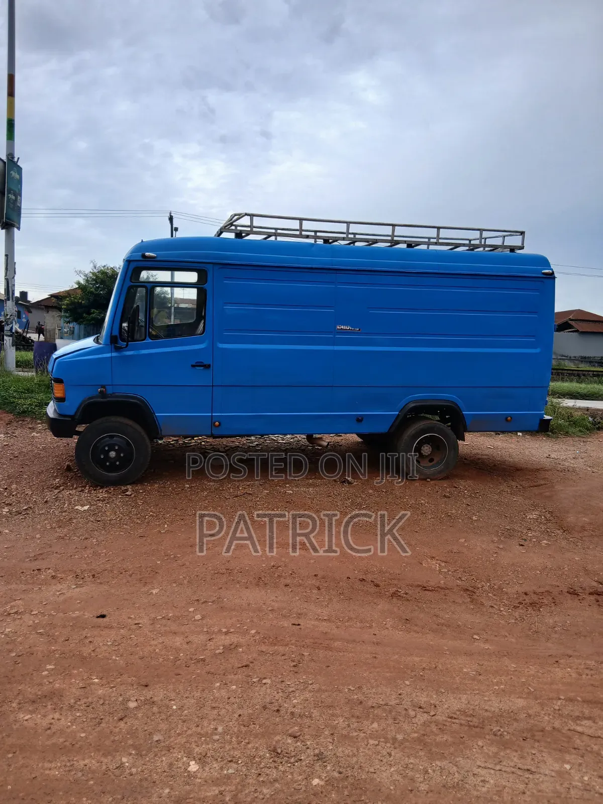 Mercedes-Benz T2 1997 Blue