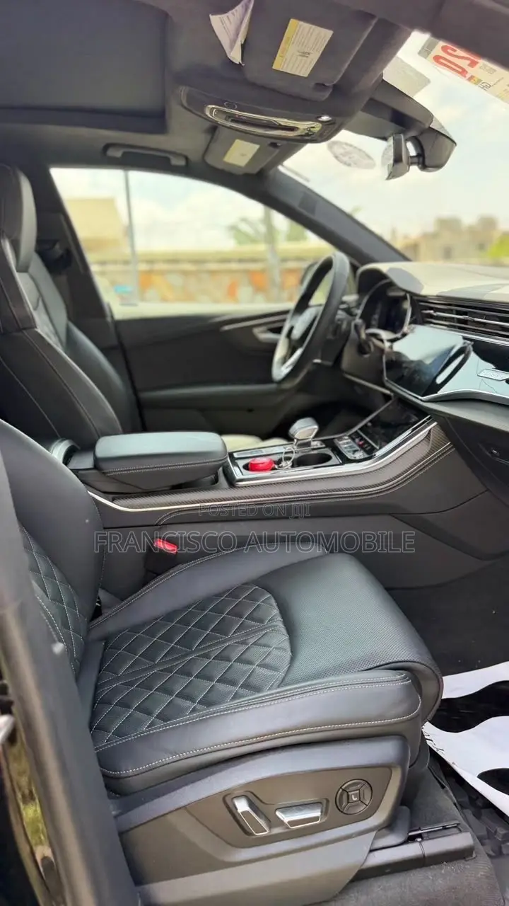 Audi SQ8 Prestige SUV AWD 2024 Black