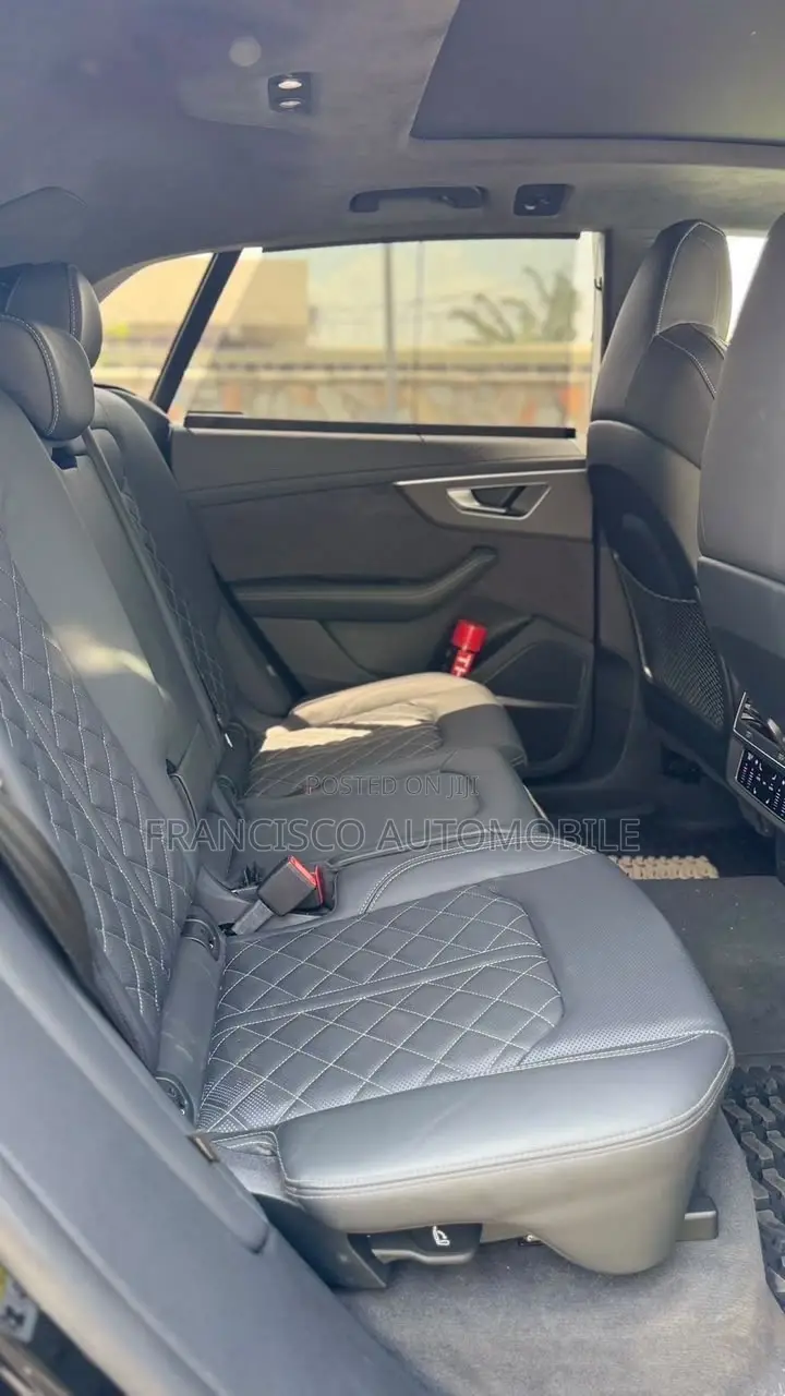 Audi SQ8 Prestige SUV AWD 2024 Black