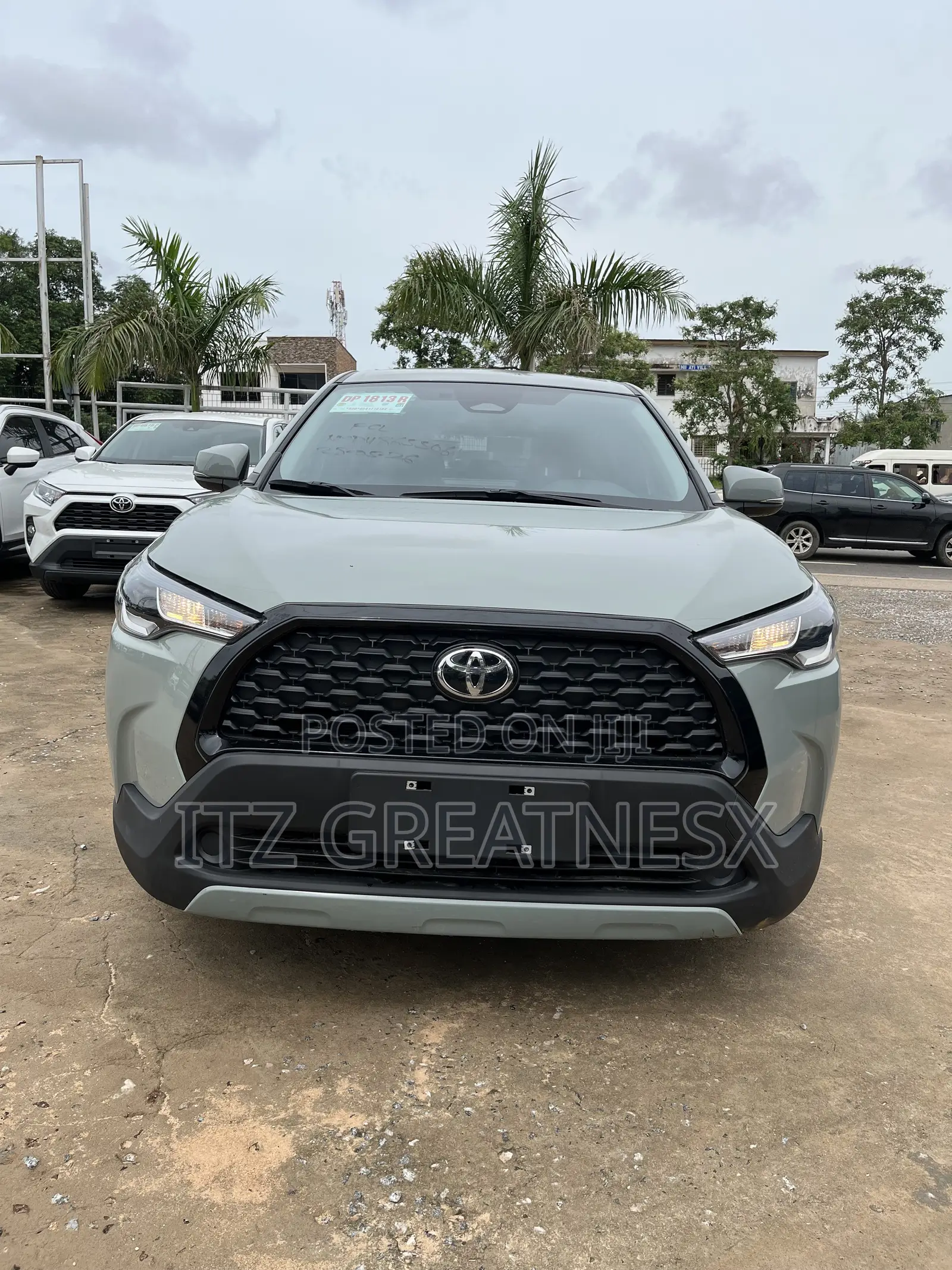 Toyota Corolla Cross LE 2WD 2024 Green