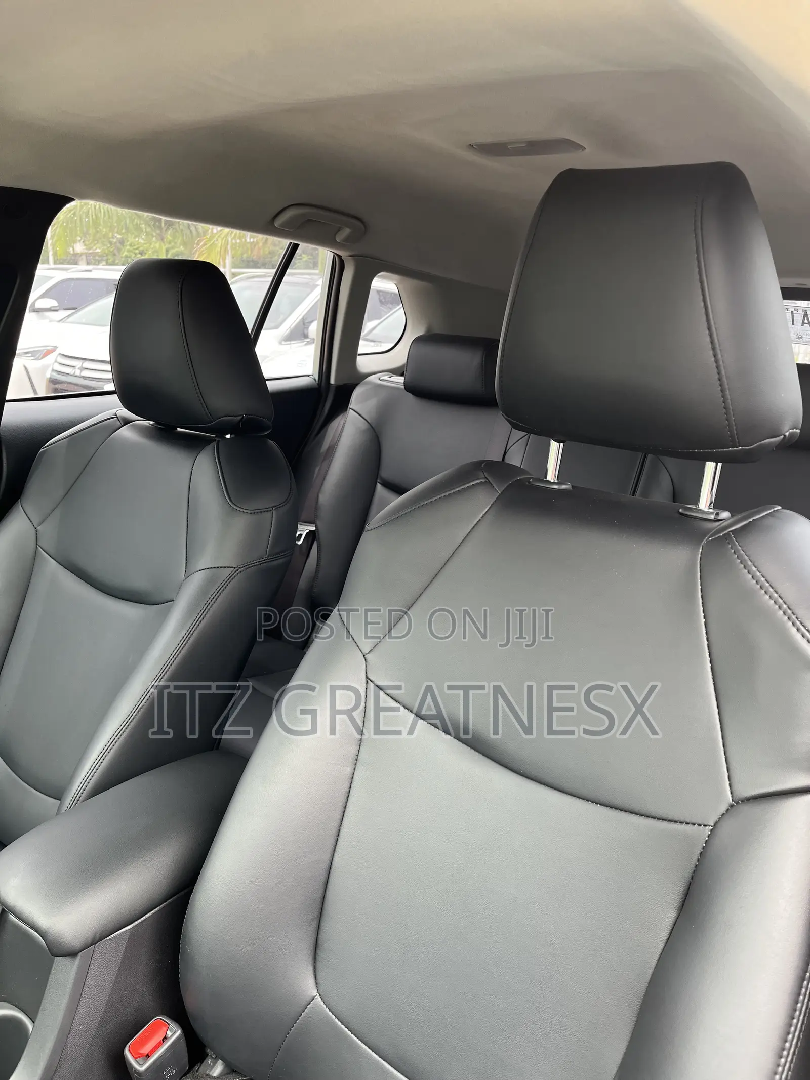 Toyota Corolla Cross LE 2WD 2024 Green