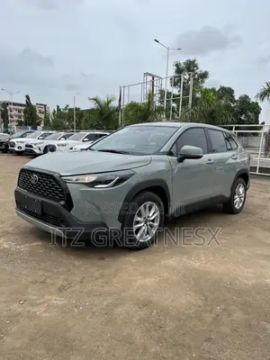 Toyota Corolla Cross LE 2WD 2024 Green