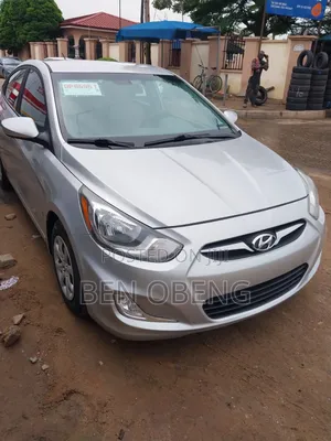 Hyundai Accent GLS 4dr Sedan (1.6L 4cyl 6A) 2014 Silver