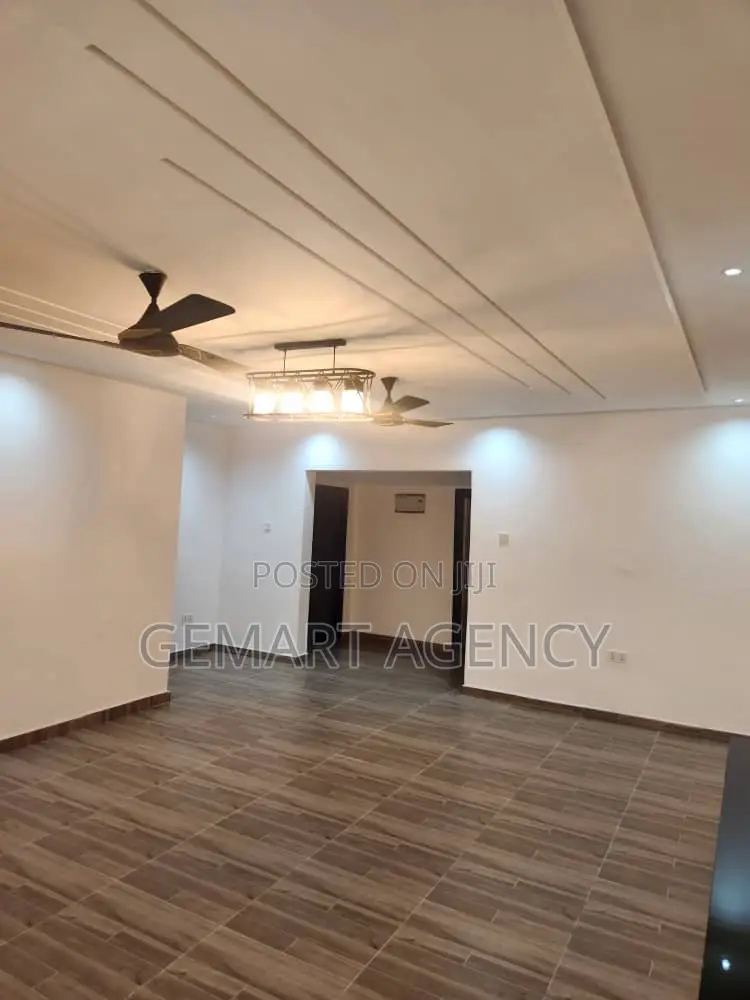 2bdrm Apartment in Ofankor Barrier for rent