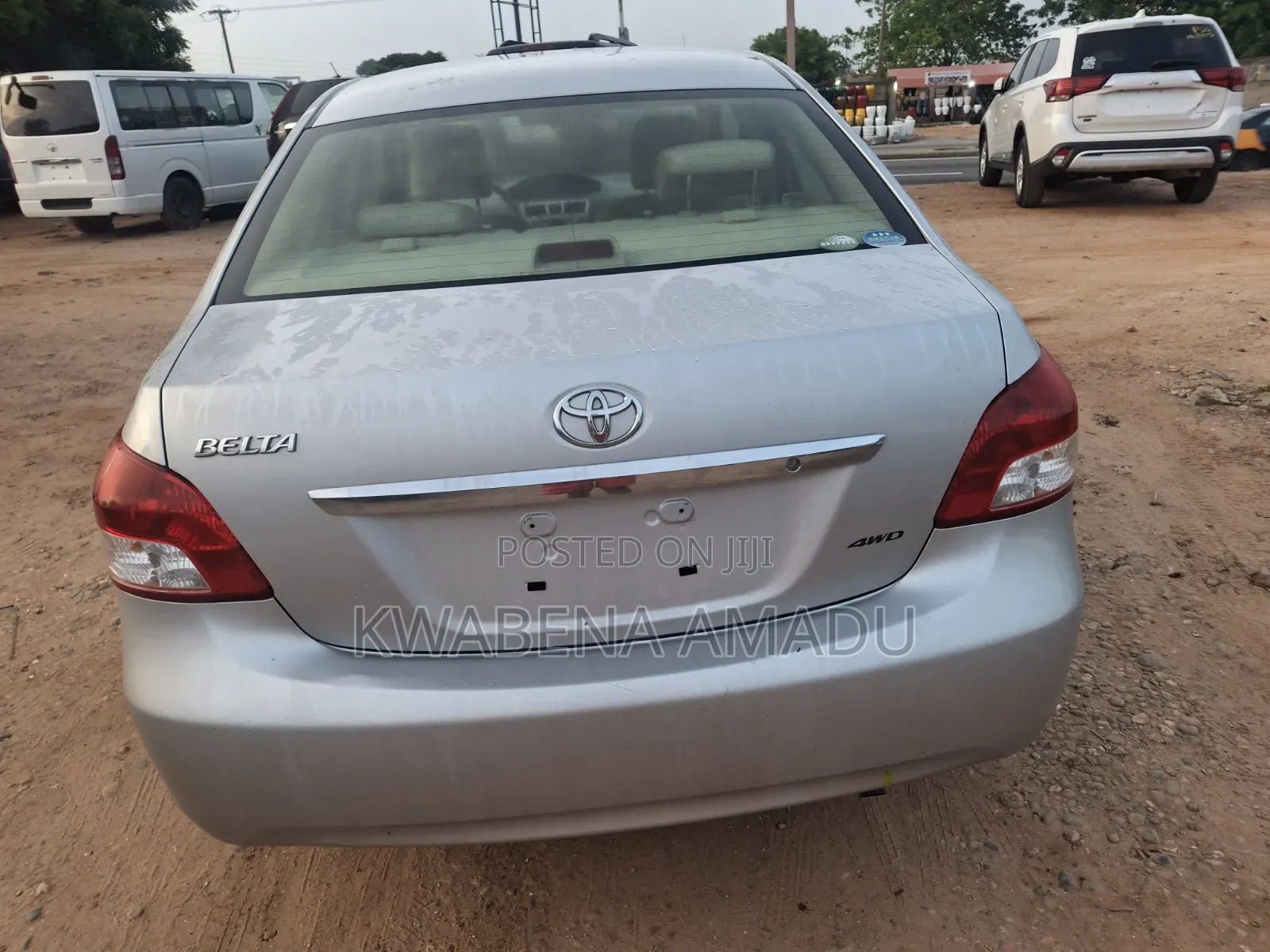 Toyota Belta 2010 Silver