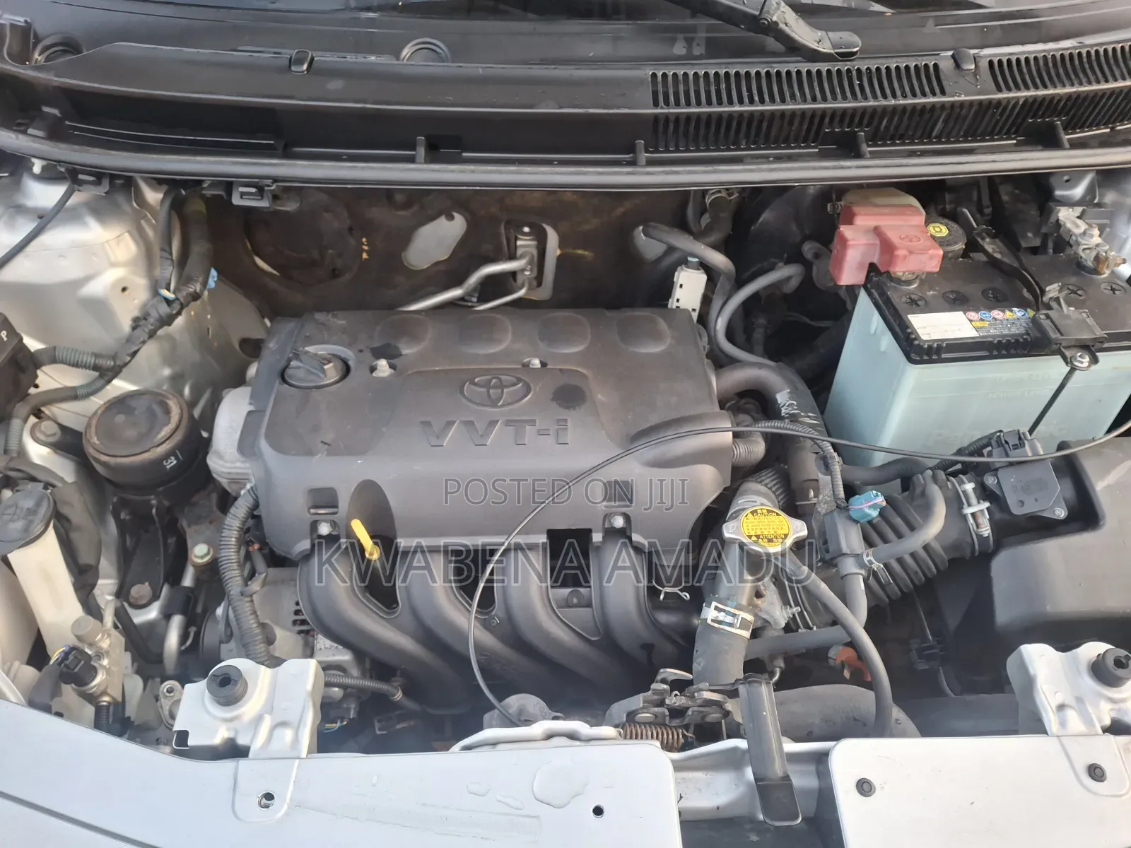 Toyota Belta 2010 Silver
