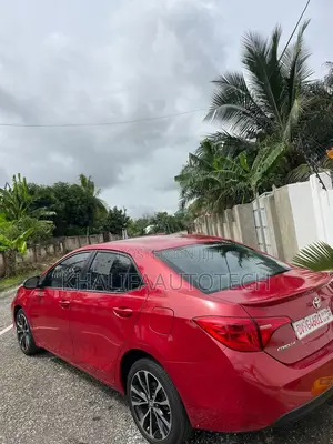 Toyota Corolla SE Special Edition 4dr Sedan (1.8L 4cyl CVT) 2017 Red